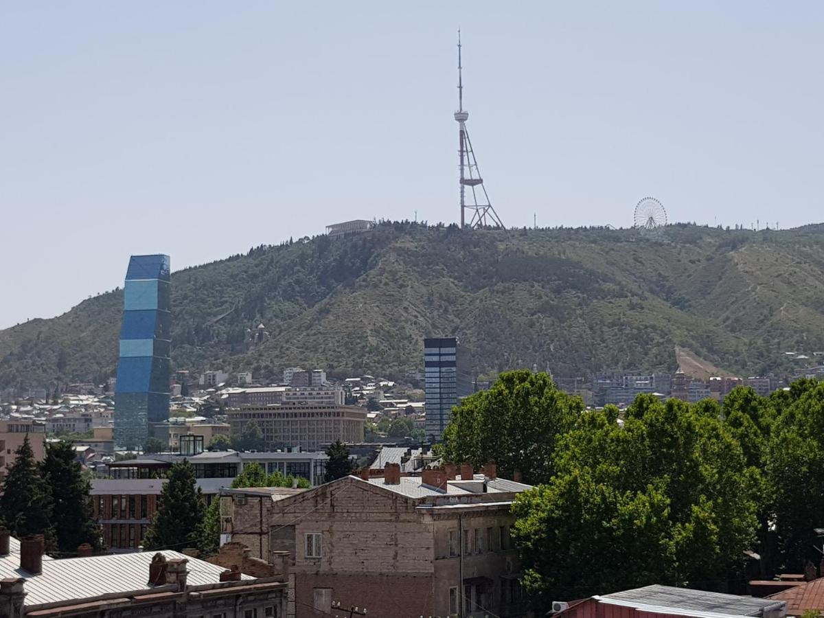 Gold Tbilisi Hotel Exterior photo